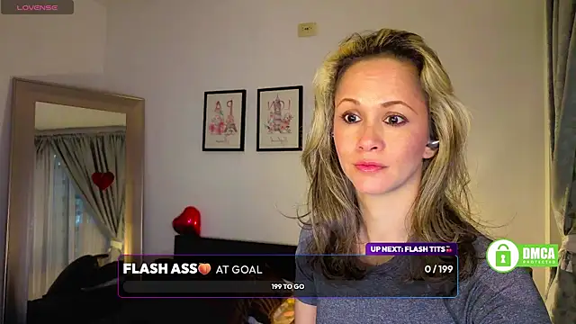 Miasiren online show from March 25, 2026, 9:35 pm