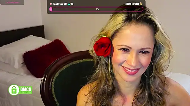 Miasiren online show from September 23, 2025, 3:19 pm