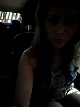 Miasiren online show from March 22, 2026, 7:37 pm