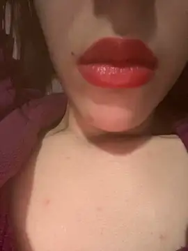 Mimisixo online show from April 11, 2026, 6:22 pm