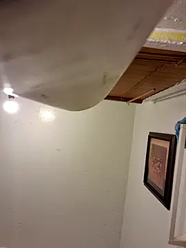 Snapshot of Cnutt310 chatting on September 9, 2025, 10:14 am Cnutt310 online show from September 9, 2025, 10:14 am