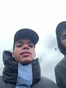 Snapshot of Midnight_Socks_Guys chatting on December 18, 2025, 11:25 am Midnight Socks Guys online show from December 18, 2025, 11:25 am