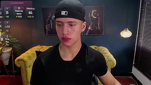 deivid parker online show from September 27, 2025, 2:12 pm