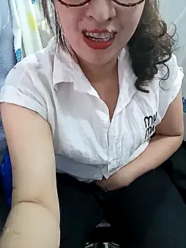 Snapshot of Ariana-Vy chatting on January 31, 2026, 11:14 pm Ariana-Vy online show from January 31, 2026, 11:14 pm