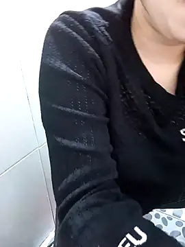 Ariana-Vy online show from March 24, 2026, 1:27 am