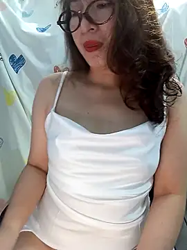 Snapshot of Ariana-Vy chatting on March 2, 2026, 10:44 am Ariana-Vy online show from March 2, 2026, 10:44 am