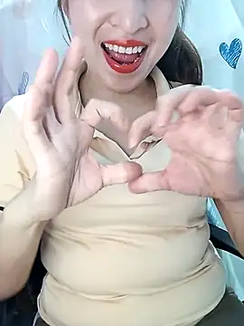 Ariana-Vy online show from September 21, 2025, 11:32 pm