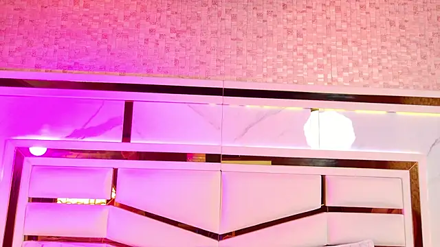 Snapshot of ambar_rosse25 chatting on November 23, 2025, 11:42 am ambar rosse25 online show from November 23, 2025, 11:42 am