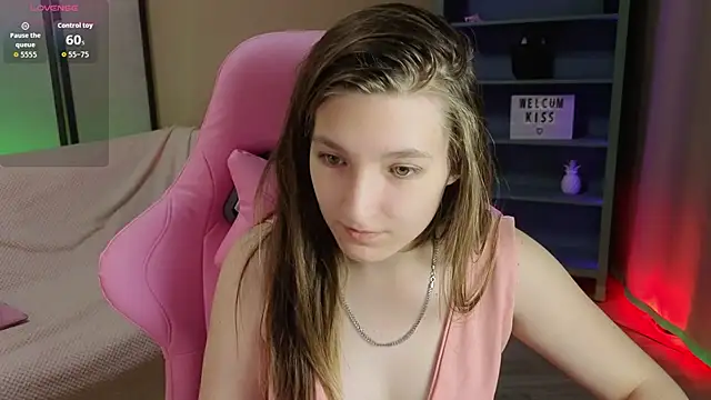 Mia Myles online show from October 5, 2025, 10:28 am