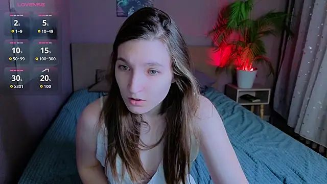 Mia Myles online show from November 14, 2025, 10:19 am