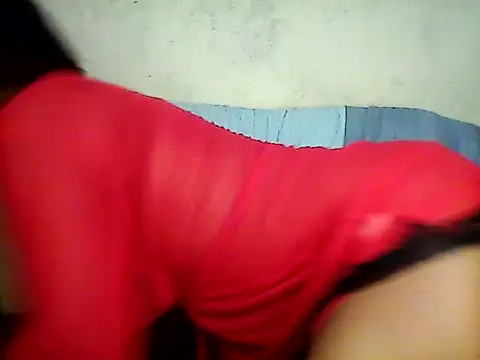 Snapshot of CharlotteXXX chatting on April 18, 2026, 6:21 pm CharlotteXXX online show from April 18, 2026, 6:21 pm
