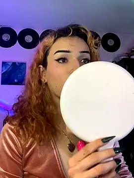 meghan devil  online show from October 8, 2025, 6:26 am