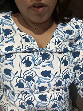 sexyriya     online show from September 21, 2025, 5:29 pm