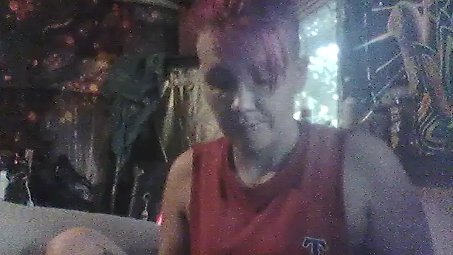 Snapshot of Sexystonermom chatting on May 17, 2026, 5:35 pm Sexystonermom online show from May 17, 2026, 5:35 pm