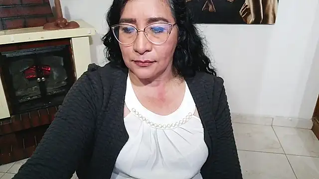 Grace mature milf online show from December 18, 2025, 10:46 pm