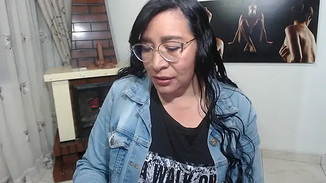 Grace mature milf online show from October 15, 2025, 10:23 am