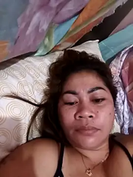 sexybitch 02 online show from April 17, 2026, 1:47 pm