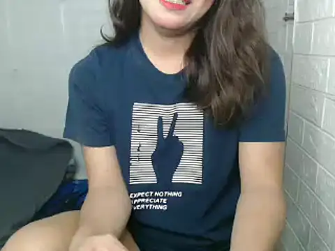 Snapshot of ur_asian_hotcum69 chatting on February 27, 2026, 12:44 am ur asian hotcum69 online show from February 27, 2026, 12:44 am