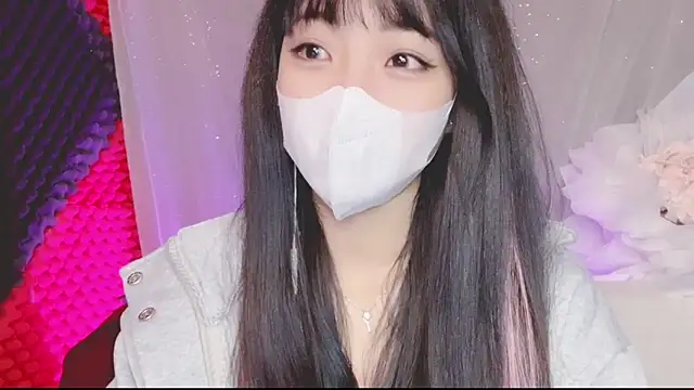 kemybaby online show from January 10, 2026, 10:27 pm