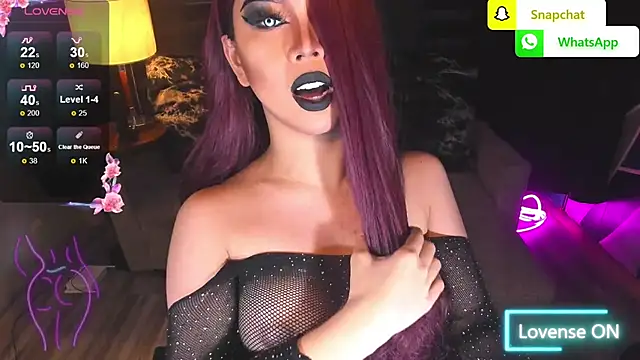 Snapshot of KarlaFrost chatting on June 2, 2026, 2:11 am KarlaFrost online show from June 2, 2026, 2:11 am