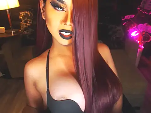 Snapshot of KarlaFrost chatting on June 14, 2026, 2:24 am KarlaFrost online show from June 14, 2026, 2:24 am