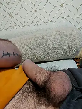 boy8540 online show from April 5, 2026, 7:59 am