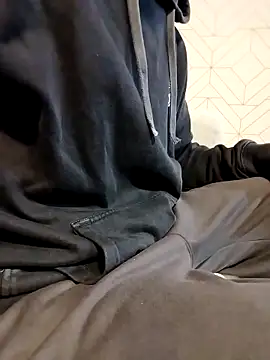 boy8540 online show from March 9, 2026, 7:34 am