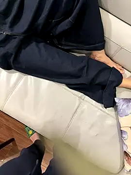 Meii-meyy online show from November 1, 2025, 12:10 pm