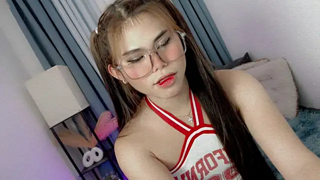 PrettyBlythes TS online show from March 7, 2026, 4:41 am