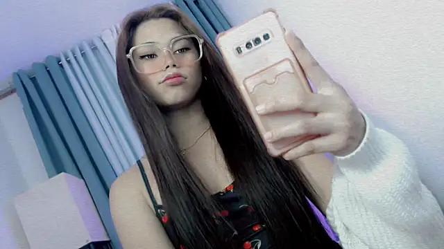 Snapshot of PrettyBlythes_TS chatting on February 24, 2026, 7:42 am PrettyBlythes TS online show from February 24, 2026, 7:42 am