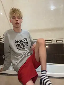 Snapshot of gornits chatting on September 17, 2025, 10:17 am gornits online show from September 17, 2025, 10:17 am