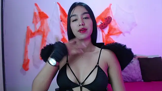 kyra fox  online show from October 31, 2025, 12:35 pm