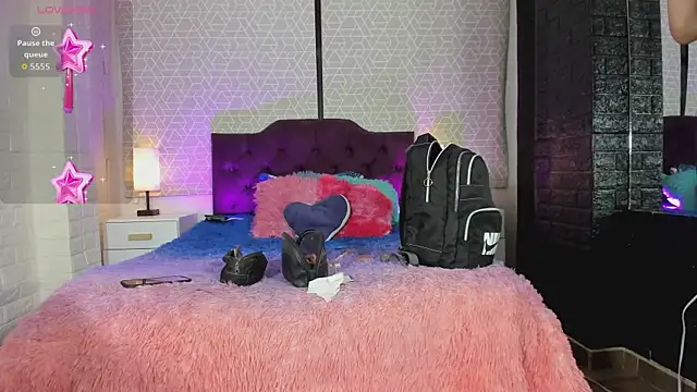 Zamara Kleii online show from September 13, 2025, 4:23 am