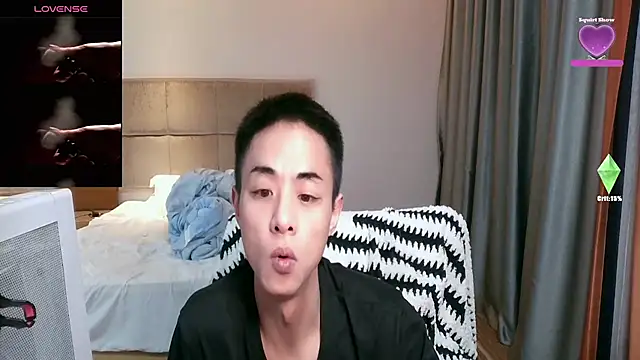 Snapshot of Tsia-Die chatting on February 17, 2026, 12:57 pm Tsia-Die online show from February 17, 2026, 12:57 pm