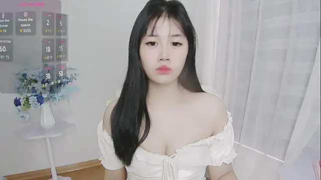 -Rose-Lucky- online show from September 22, 2025, 1:11 am