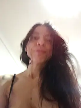 chicalunar24 online show from September 24, 2025, 5:19 pm