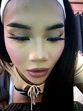 Coka bella online show from March 18, 2026, 4:41 pm