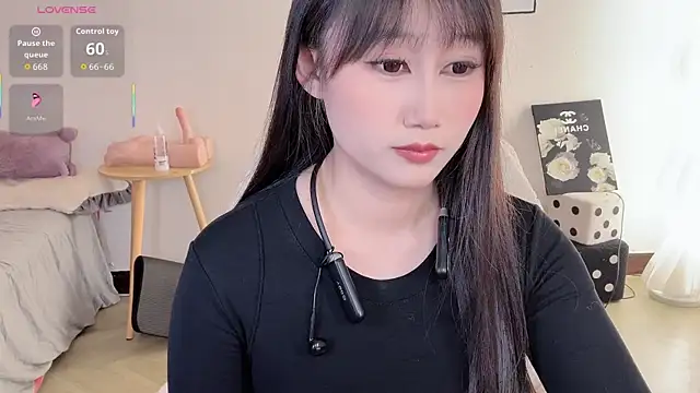 Snapshot of BoxedGyre- chatting on March 22, 2026, 2:18 pm BoxedGyre- online show from March 22, 2026, 2:18 pm