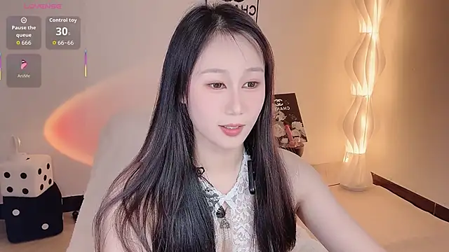 Snapshot of BoxedGyre- chatting on November 8, 2025, 2:31 pm BoxedGyre- online show from November 8, 2025, 2:31 pm