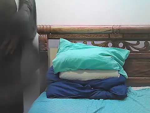 morenocabro10 online show from September 24, 2025, 8:26 pm