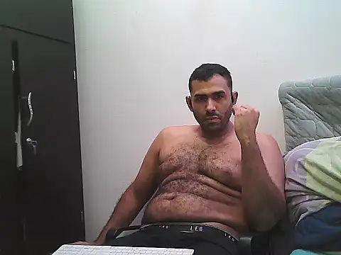 morenocabro10 online show from October 20, 2025, 7:47 pm