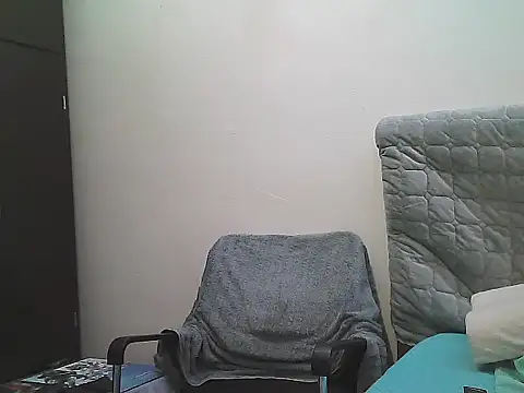 morenocabro10 online show from October 17, 2025, 6:53 pm