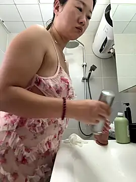 maomao 520 online show from September 21, 2025, 2:06 am