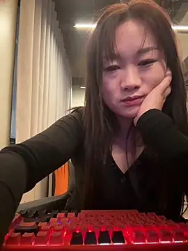 maomao 520 online show from December 3, 2025, 12:04 pm