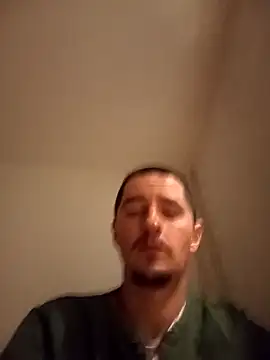 hugecock4u1990 online show from March 7, 2026, 4:30 am