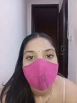 Snapshot of Cute_Rakhi8 chatting on June 19, 2026, 5:35 am Cute Rakhi8 online show from June 19, 2026, 5:35 am