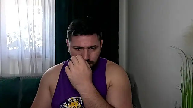 Snapshot of Gold_Alpha_Boy chatting on April 19, 2026, 8:26 am Gold Alpha Boy online show from April 19, 2026, 8:26 am