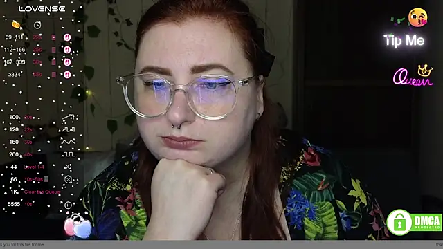 Snapshot of Alicia_love00 chatting on May 8, 2026, 5:22 am Alicia love00 online show from May 8, 2026, 5:22 am