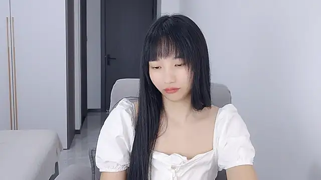 Lisa-3333 online show from September 24, 2025, 2:01 pm