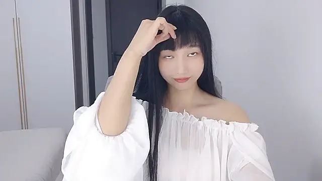 Lisa-3333 online show from September 28, 2025, 2:24 pm